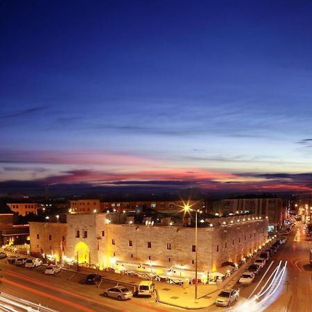 סיבס Behrampasa Otel &Cafe &Restaurant מראה חיצוני תמונה