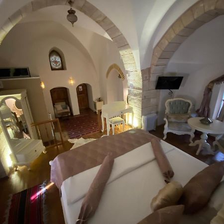 סיבס Behrampasa Otel &Cafe &Restaurant מראה חיצוני תמונה