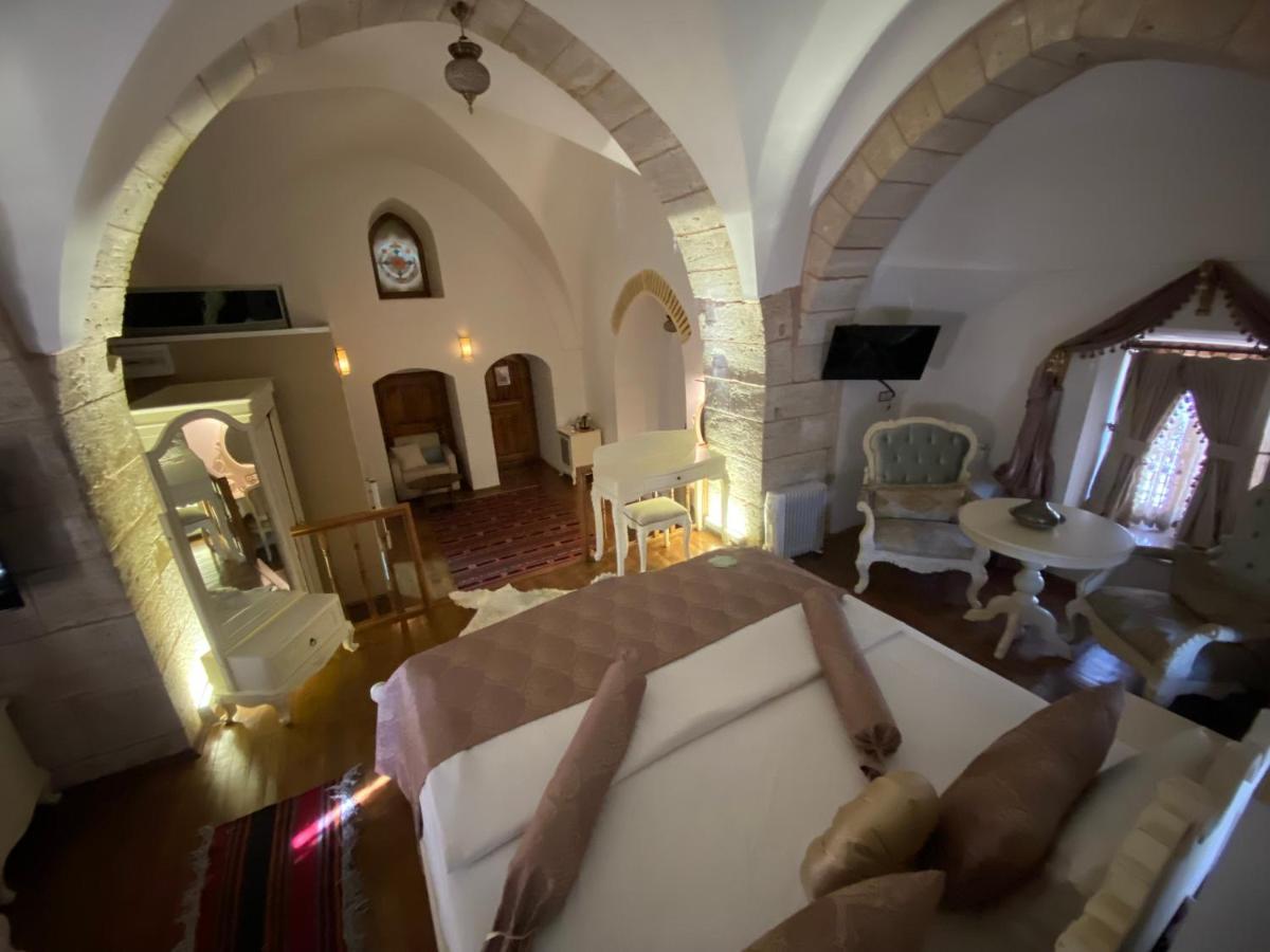 סיבס Behrampasa Otel &Cafe &Restaurant מראה חיצוני תמונה