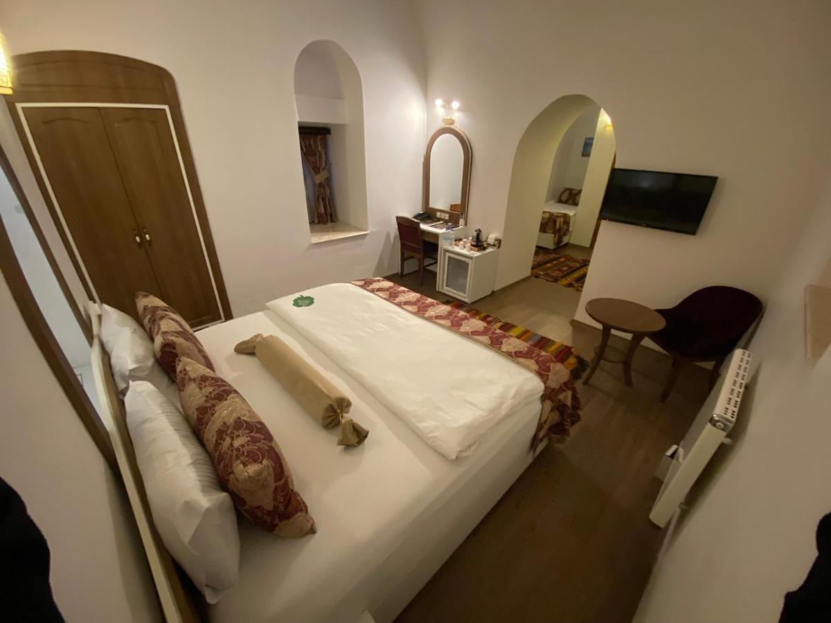 סיבס Behrampasa Otel &Cafe &Restaurant מראה חיצוני תמונה